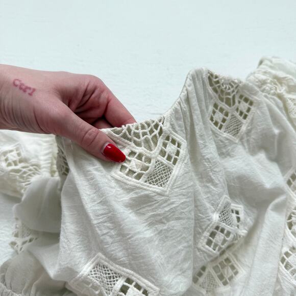 Stone Cold Fox Cream Lace Off Shoulder Romper, Size 1 (XS/S) - Picture 5 of 10